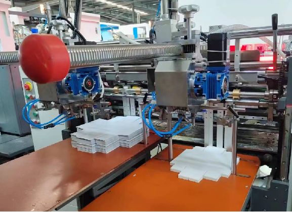 Multifunktionale 2-in-1-Intelligente Hochgeschwindigkeits-Automatische Hartschachtel-Herstellungsmaschine 50-70 Stück/min