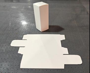 LY-RK03-1113 Nicht-Stanz-Flexmaterial-Schneidemaschine mit 50 mm Schnittdicke und ±0,05 mm Genauigkeit