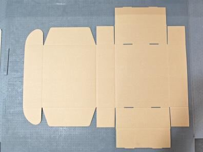 LY-RK03-1113 Kein-Stanzen Flexible Nichtmetall-Schneidemaschine Automatische Schneidemaschine zum Rillen und Falzen